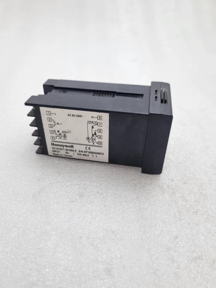 Honeywell DC1010ct-201000-E PID Temperature Controller Used Tested Free Ship